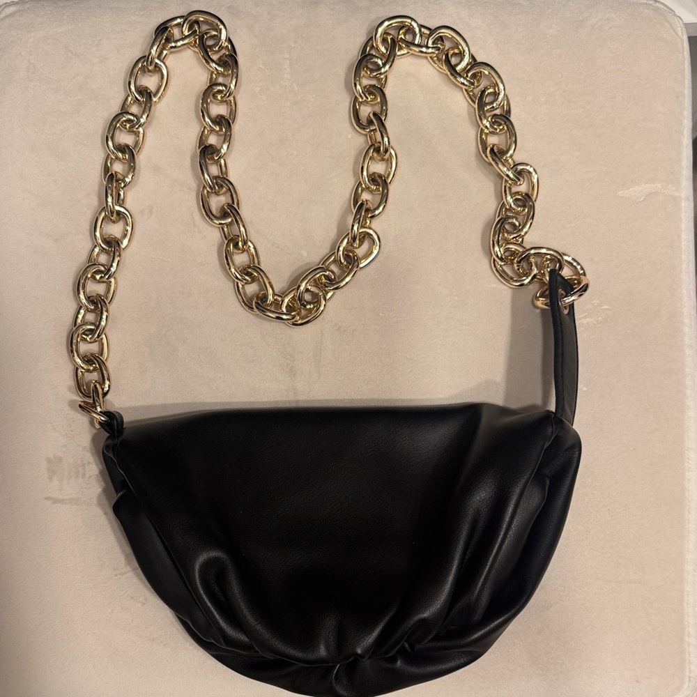 Elegant Black Leather Bag with Gold Chain